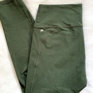 Green 9/8ths high rise fabletics leggings